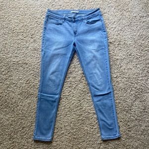 Levi’s 535 Super Skinny jeans, Women’s size 32